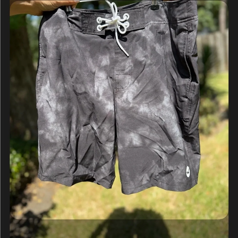Hollister Classic Fit Swim Trunks Size 32 Black Tie Dye Epic Flex Board Shorts